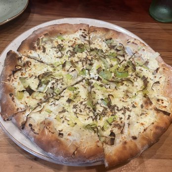 Rustic Root - truffle pizzetta [$17] - New American Near Me - Woodbury, New York