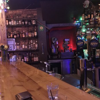 Pie Bar - Tiny little place - Cocktail Bars Near Me - Seattle, Washington Pie Bar - Tiny little place - Cocktail Bars Near Me - Seattle, Washington