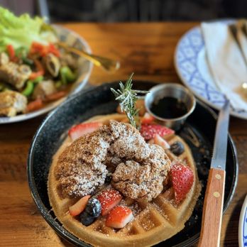 Rice & Shine - Chicken Waffle - Breakfast & Brunch Near Me - San Francisco, California Rice & Shine - Chicken Waffle - Breakfast & Brunch Near Me - San Francisco, California