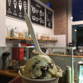 Sweetcream Dairy - Brownies and cream - Ice Cream & Frozen Yogurt Near Me - Biddeford, Maine