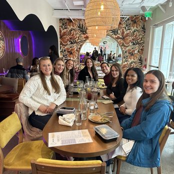 Láylí Mediterranean - Mediterranean Near Me - Arlington, Virginia