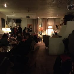 Victoria Cafe & Pub