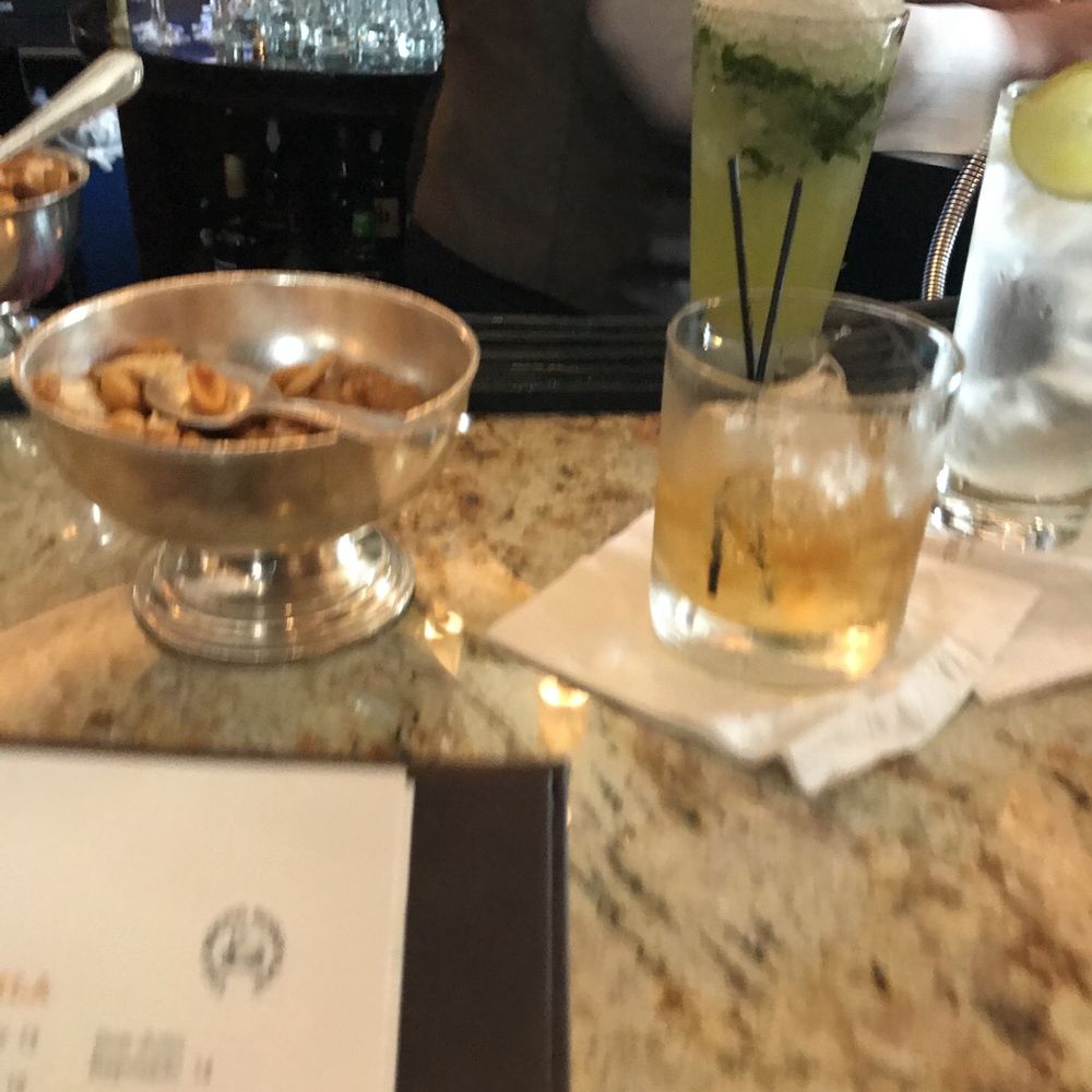 Round Robin Bar - Bars Near Me - Washington, DC, District of Columbia