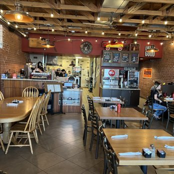 Cafe 25:35 - Interior - American Near Me - Buckeye, Arizona