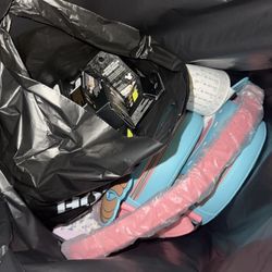 Hot Topic - Bag of goodies
