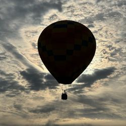 Balloons Over Asheville - A balloon eclipse!