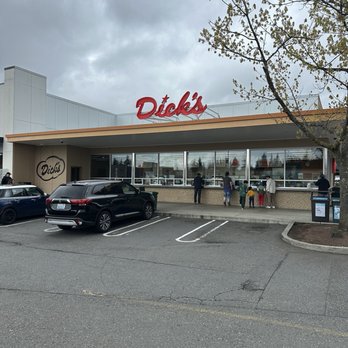 Dick's Drive-In - Front - Burgers Near Me - Bellevue, Washington