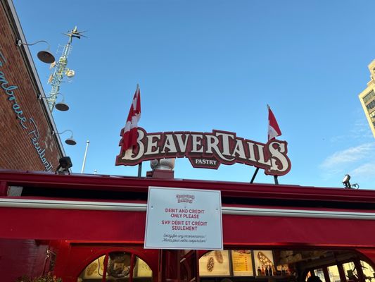 BeaverTails- Queues de Castor (Byward Market) by null