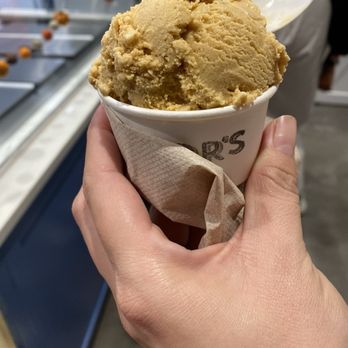 Parlor's Ice Creams - Salted Caramel - single scoop - Ice Cream & Frozen Yogurt Near Me - Dallas, Texas