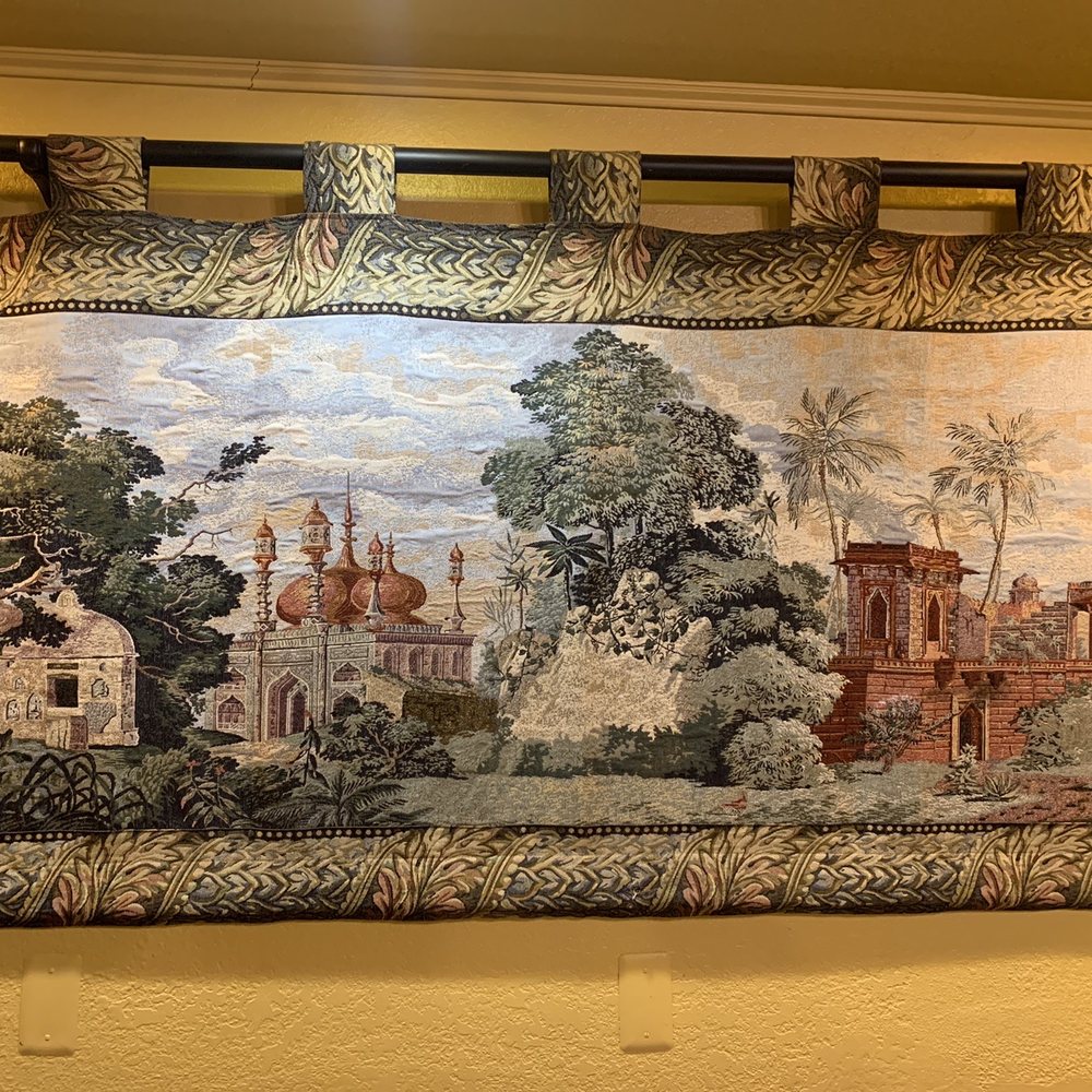 Shish Palace - One of the beautiful tapestries on the wall. - Mediterranean Near Me - Rochester Hills, Michigan Shish Palace - One of the beautiful tapestries on the wall. - Mediterranean Near Me - Rochester Hills, Michigan