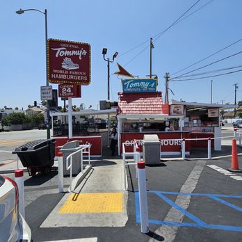 Original Tommy's - Original Tommy's shack. - Burgers Near Me - Los Angeles, California Original Tommy's - Original Tommy's shack. - Burgers Near Me - Los Angeles, California
