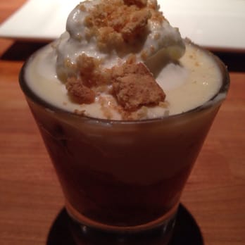Cheddar's Scratch Kitchen - Strawberry Cheesecake Mini dessert. - American Near Me - Orlando, Florida