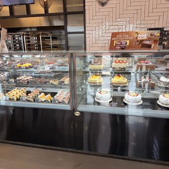 85°C Bakery Cafe-Windcrest - Cakes - Bakeries Near Me - San Antonio, Texas 85°C Bakery Cafe-Windcrest - Cakes - Bakeries Near Me - San Antonio, Texas