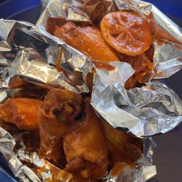 Hot Lemon Pepper wings, Atomic Muzzle