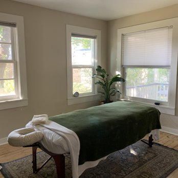 Omnia wellness - Massage Therapy Near Me - Bend, Oregon Omnia wellness - Massage Therapy Near Me - Bend, Oregon