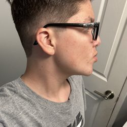 One eleven barbers - SHOUTIUT ZAO