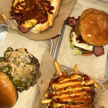 Urban Skillet - Oh So Hot Burger, Southern BBQ Burger, hotdog, and loaded fries (brisket) - Halal Near Me - Los Angeles, California Urban Skillet - Oh So Hot Burger, Southern BBQ Burger, hotdog, and loaded fries (brisket) - Halal Near Me - Los Angeles, California