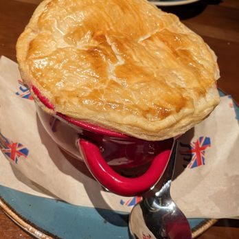 Gordon Ramsay Hell's Kitchen - The puff pastry of the chicken pot pie was so very light and buttery, the filling rich and savory. - New American Near Me - Atlantic City, New Jersey Gordon Ramsay Hell's Kitchen - The puff pastry of the chicken pot pie was so very light and buttery, the filling rich and savory. - New American Near Me - Atlantic City, New Jersey