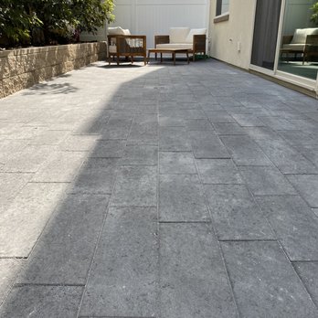 The Orange County Interlocking Paver Co - Belgard Melville Large Graphite Pavers - General Contractors Near Me - Newport Beach, California The Orange County Interlocking Paver Co - Belgard Melville Large Graphite Pavers - General Contractors Near Me - Newport Beach, California