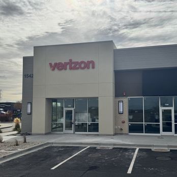 Verizon - Verizon - Cellular Plus store in Reunion, Colorado - Mobile Phones Near Me - Commerce City, Colorado Verizon - Verizon - Cellular Plus store in Reunion, Colorado - Mobile Phones Near Me - Commerce City, Colorado