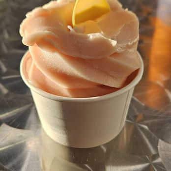 Pineapple Park - Ice Cream & Frozen Yogurt Near Me - Las Vegas, Nevada Pineapple Park - Ice Cream & Frozen Yogurt Near Me - Las Vegas, Nevada