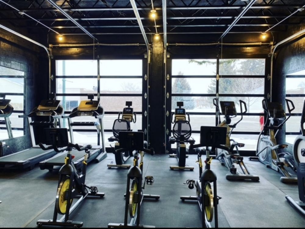 White Pine Spa, Salon and Mercantile Logo