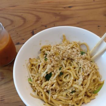 Toss Noodle Bar - Asian Fusion Near Me - Berkeley, California Toss Noodle Bar - Asian Fusion Near Me - Berkeley, California