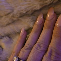 Cool Nails Wax & Lashes - Nude nails