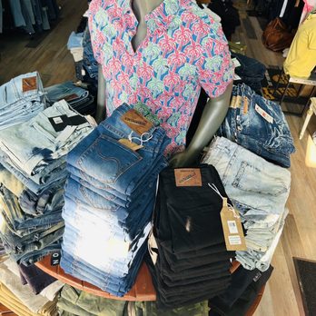 El West - Women's Clothing Near Me - Washington, DC, District of Columbia