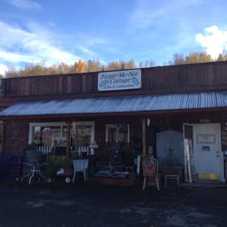 Forget-Me-Not Cottage Gift & Collectibles