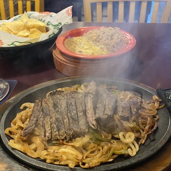 Del Rio Grill & Cantina - Lunch fajitas - Tex-Mex Near Me - Joplin, Missouri