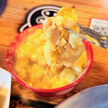 Fox Smokehouse BBQ - LUMPS of cheese that is not burnt but didn't mix into process cheese sauce - Barbeque Near Me - Boulder City, Nevada