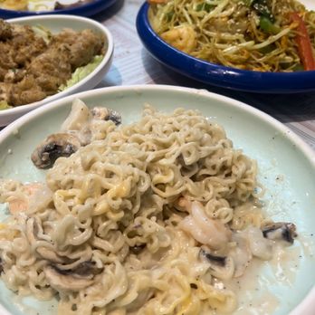 Kong Sihk Tong - Creamy seafood Ramen - Hong Kong Style Cafe Near Me - Flushing, New York Kong Sihk Tong - Creamy seafood Ramen - Hong Kong Style Cafe Near Me - Flushing, New York