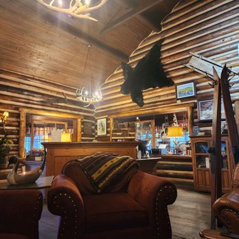 Storm Mountain Lodge - Hotels Near Me - Banff, Alberta