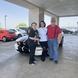 Oro Ford - Outstanding service! Constant personal contact was spot on! Debra, Lizzy & Gunny