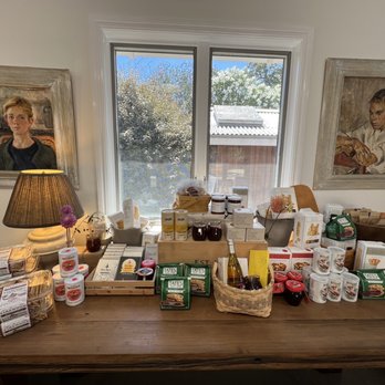 Hawkes Wine - Cheese, crackers, etc. - Wineries Near Me - Healdsburg, California Hawkes Wine - Cheese, crackers, etc. - Wineries Near Me - Healdsburg, California