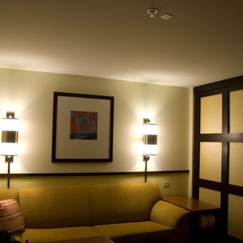 Hyatt Place Uc Davis - Couch - Hotels Near Me - Davis, California