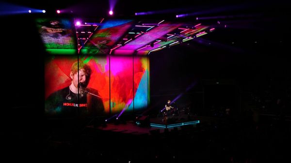 Singapore Indoor Stadium by null