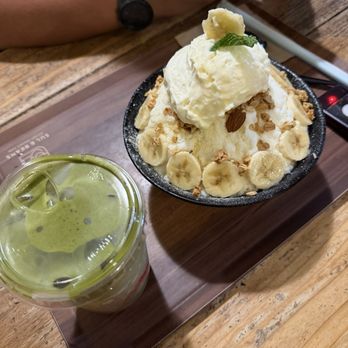 Sul & Beans - strawberry matcha 3/10, banana milk bingsoo 10/10 - Shaved Ice Near Me - Buena Park, California Sul & Beans - strawberry matcha 3/10, banana milk bingsoo 10/10 - Shaved Ice Near Me - Buena Park, California