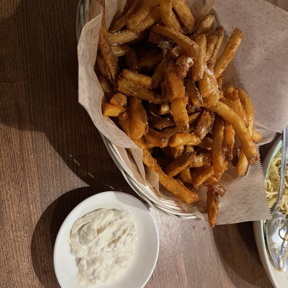 Kue's Chinese Kitchen and Bar - Truffle Fries - Chinese Near Me - Alhambra, California