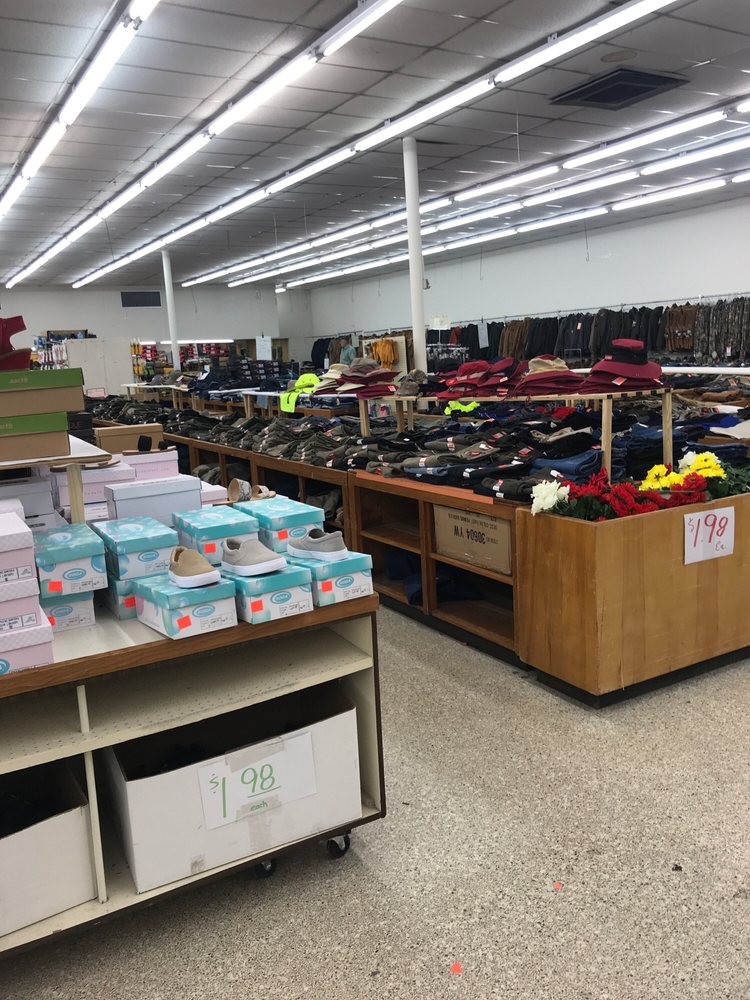 HAMMERS DEPT STORE Updated August 2024 400 Gault Ave N, Fort Payne