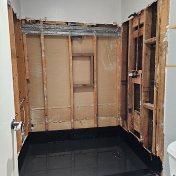 Adar Builders - Hop Mop Waterproof - General Contractors Near Me - Winnetka, California