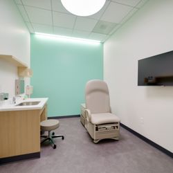 Carbon Health Urgent Care Antioch - The spacious and clean exam room.