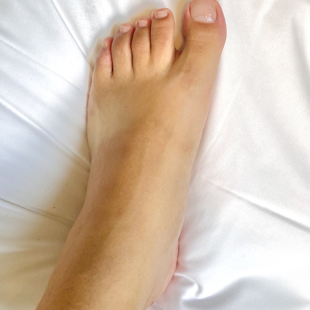 The pedicure left my feet shiny, glowing and rejuvenated The pedicure left my feet shiny, glowing and rejuvenated