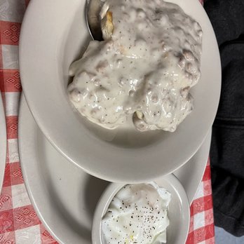 Durf's Family Restaurant - Sausage gravy and biscuits - American Near Me - Fairport, New York Durf's Family Restaurant - Sausage gravy and biscuits - American Near Me - Fairport, New York