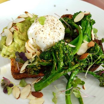 Mojo Coffee - Brocolini avocado toast - Cafes Near Me - Chicago, Illinois
