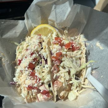 Grizzly Tuna - Tacos! 2 for 10$ I believe. - Fish & Chips Near Me - Seaside, Oregon
