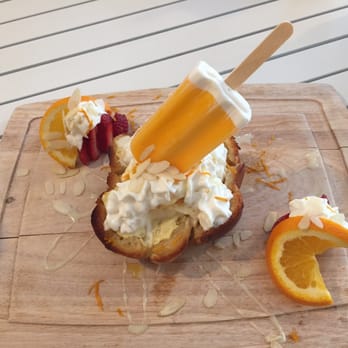 Hangout - Orange Creamcicle Brick Toast - Desserts Near Me - Ottawa, Ontario