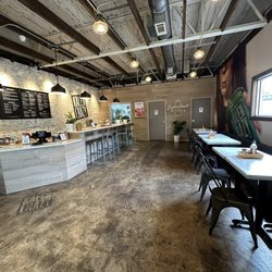 Kale Me Crazy - Decatur - Inside