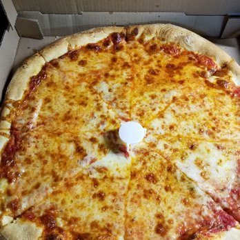 Leonardo's Pizza & Restaurant - Regular pizza, nice amount of cheese - Italian Near Me - Massapequa, New York